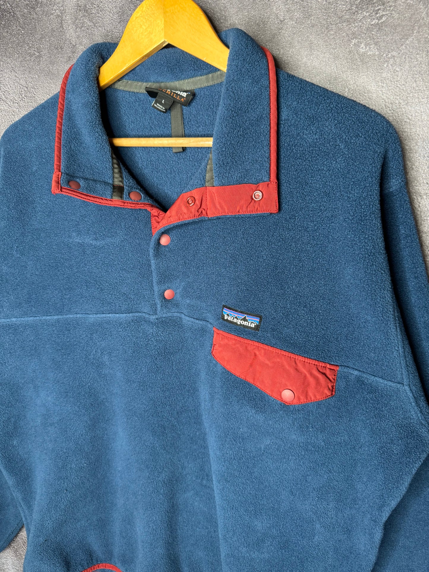 Y2K Blue & Red Patagonia Synchilla Sweatshirt L