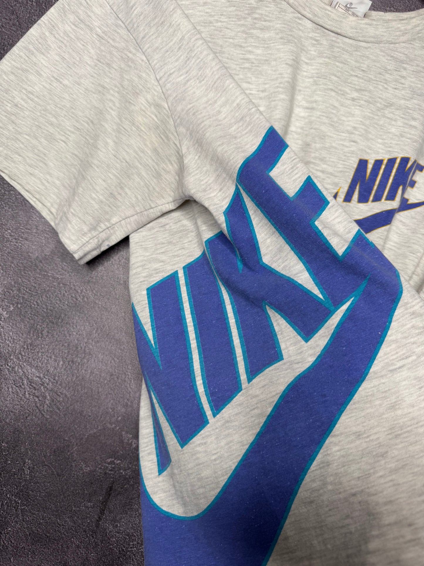 90's Nike Just Do It wrap around Swoosh Tee Size L