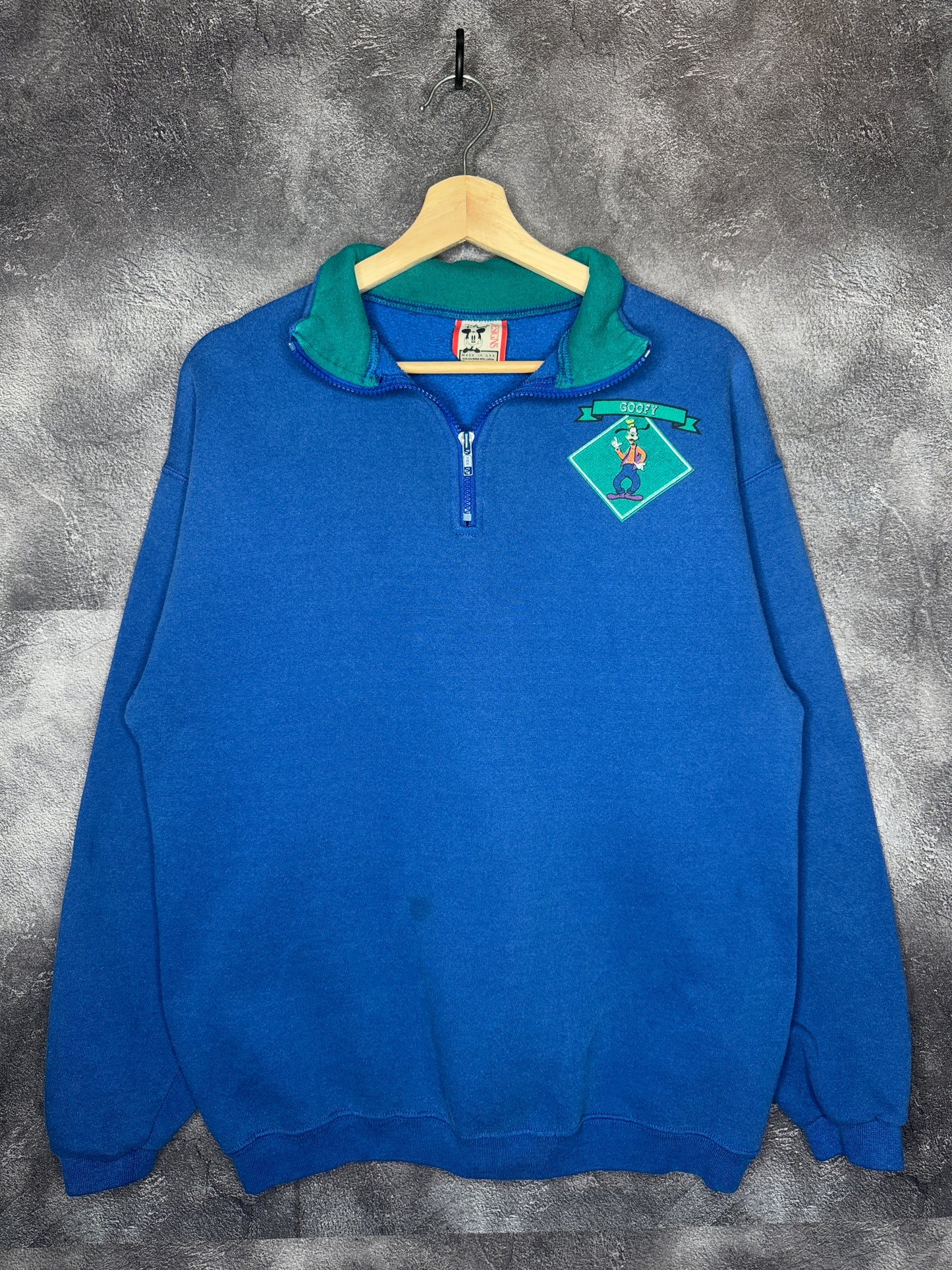 90s Disney Designs Goofy Quarter Zip Sweatshirt L