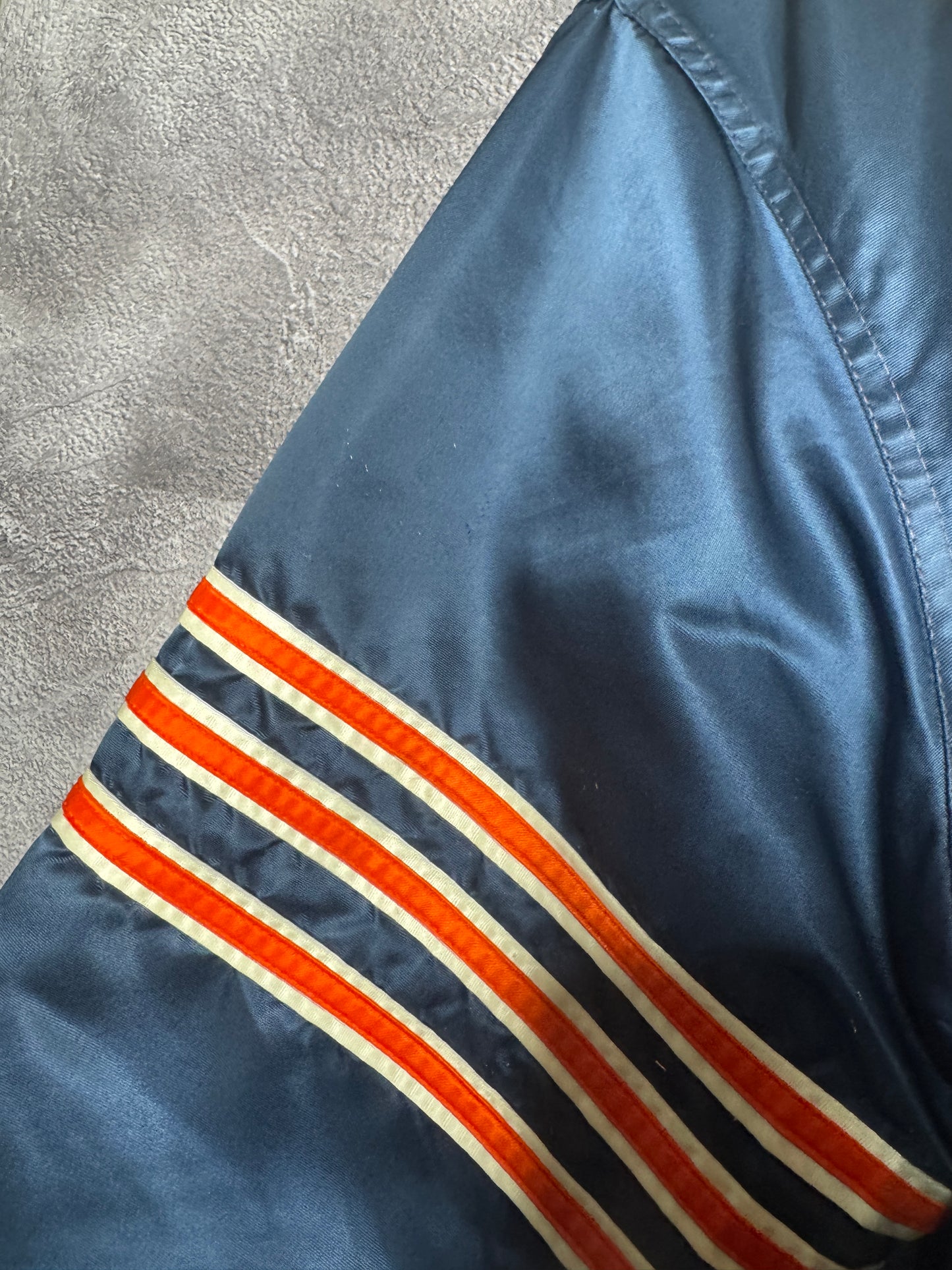 90s Chicago Bears Starter Satin Bomber Jacket L