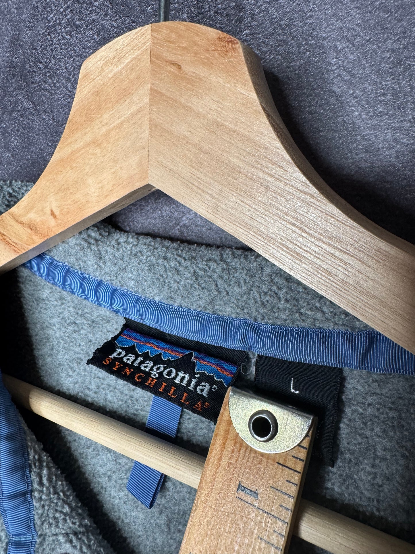 Y2K Gray & Mint Patagonia Synchilla Sweatshirt L