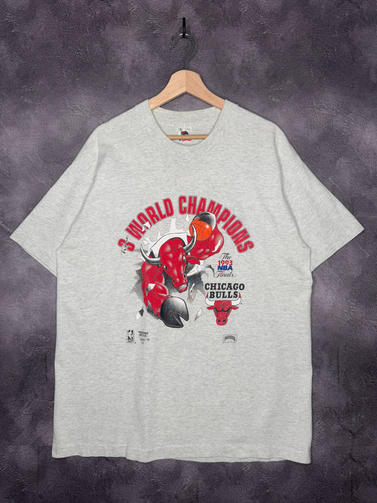 1993 Chicago Bulls NBA Finals Champions Bull Breakthrough Tee XL