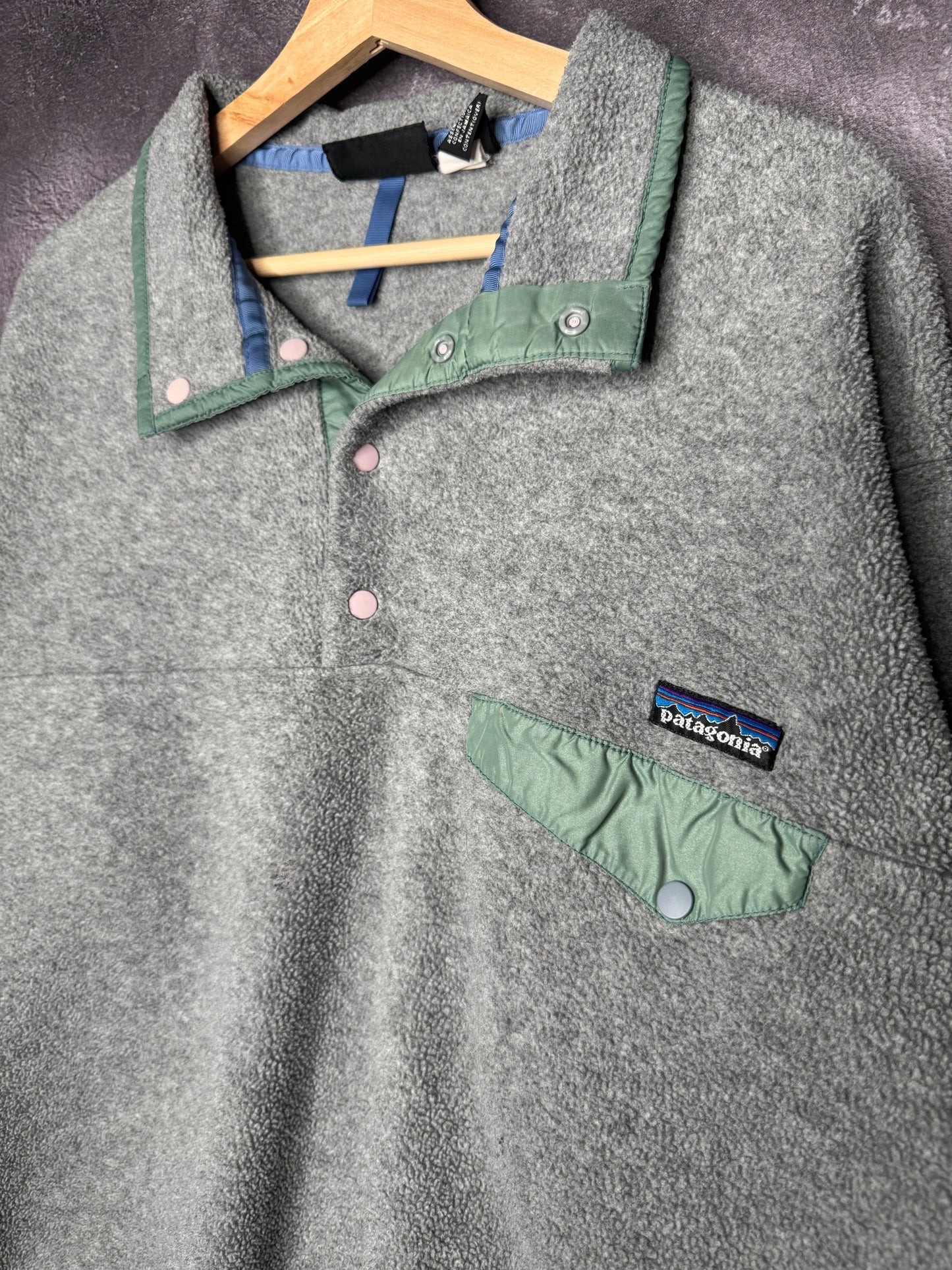 Y2K Gray & Mint Patagonia Synchilla Sweatshirt L