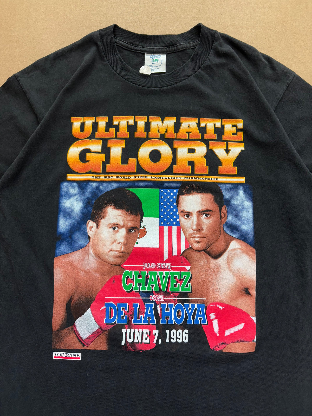 Vintage 1996 Oscar De La Hoya v Julio Cesar Chavez Boxing Tee L