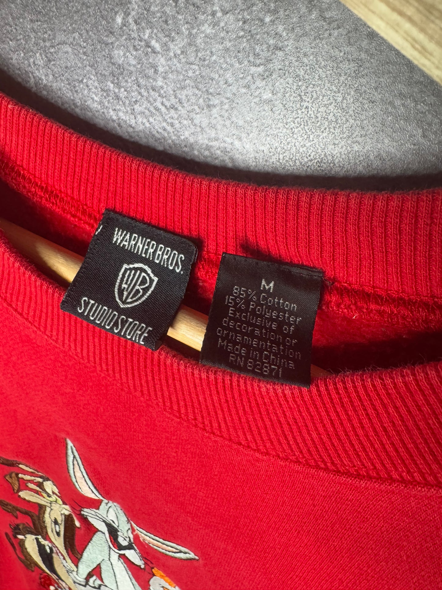 Y2K Looney Tunes Squad Taz Bugs Donald Sweatshirt L