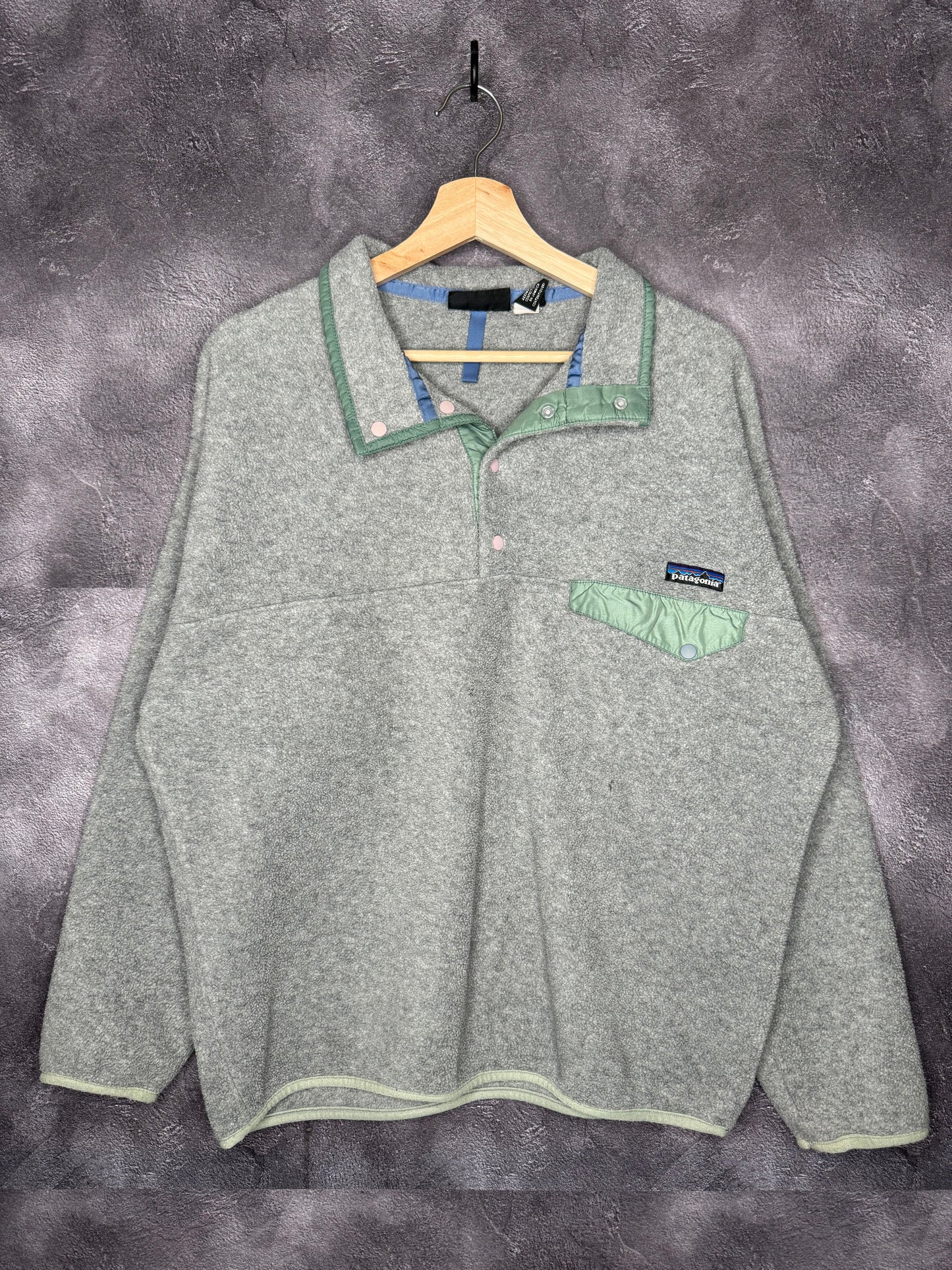 Y2K Gray & Mint Patagonia Synchilla Sweatshirt L