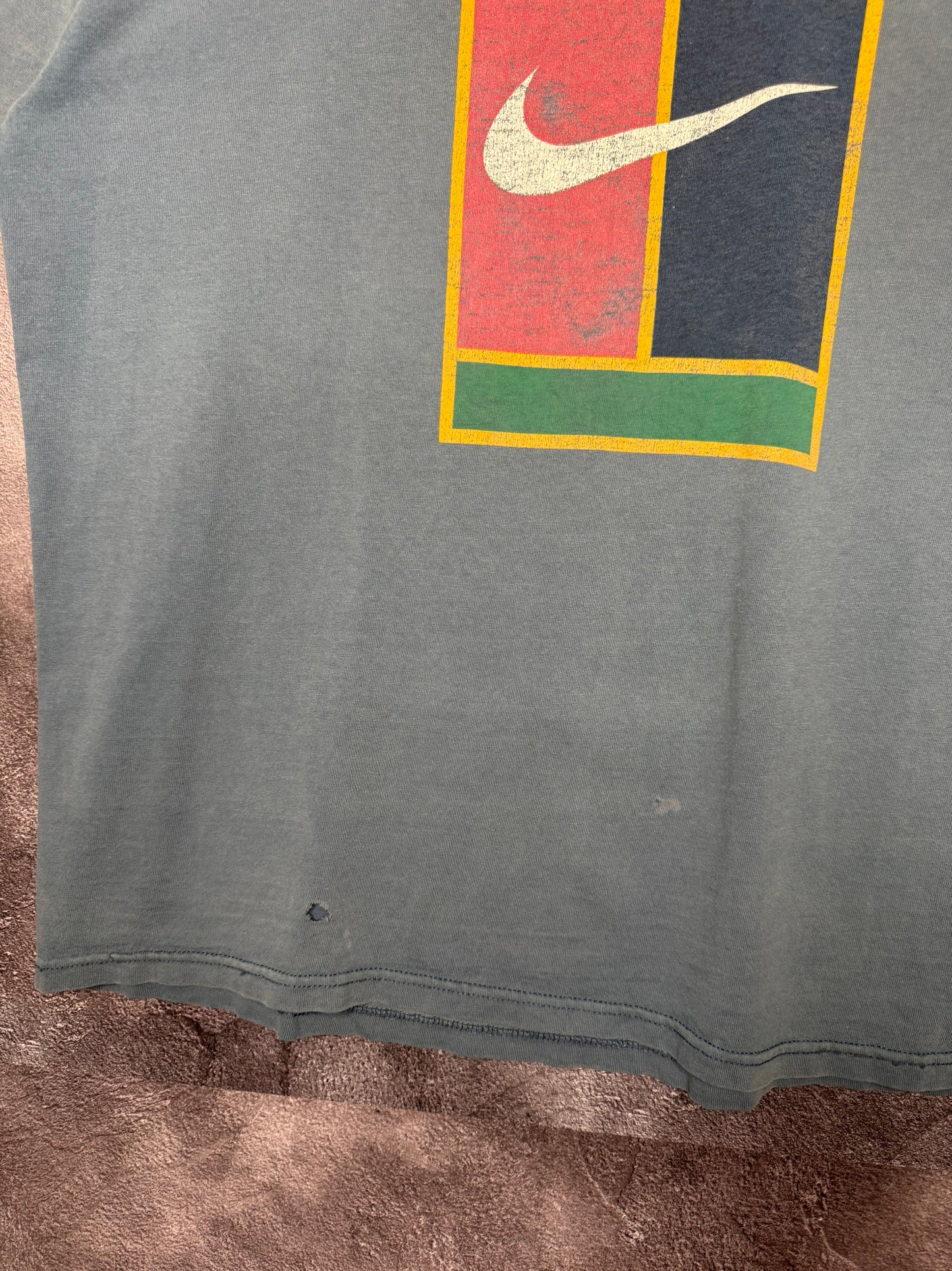 90s Nike Court faded Tee L