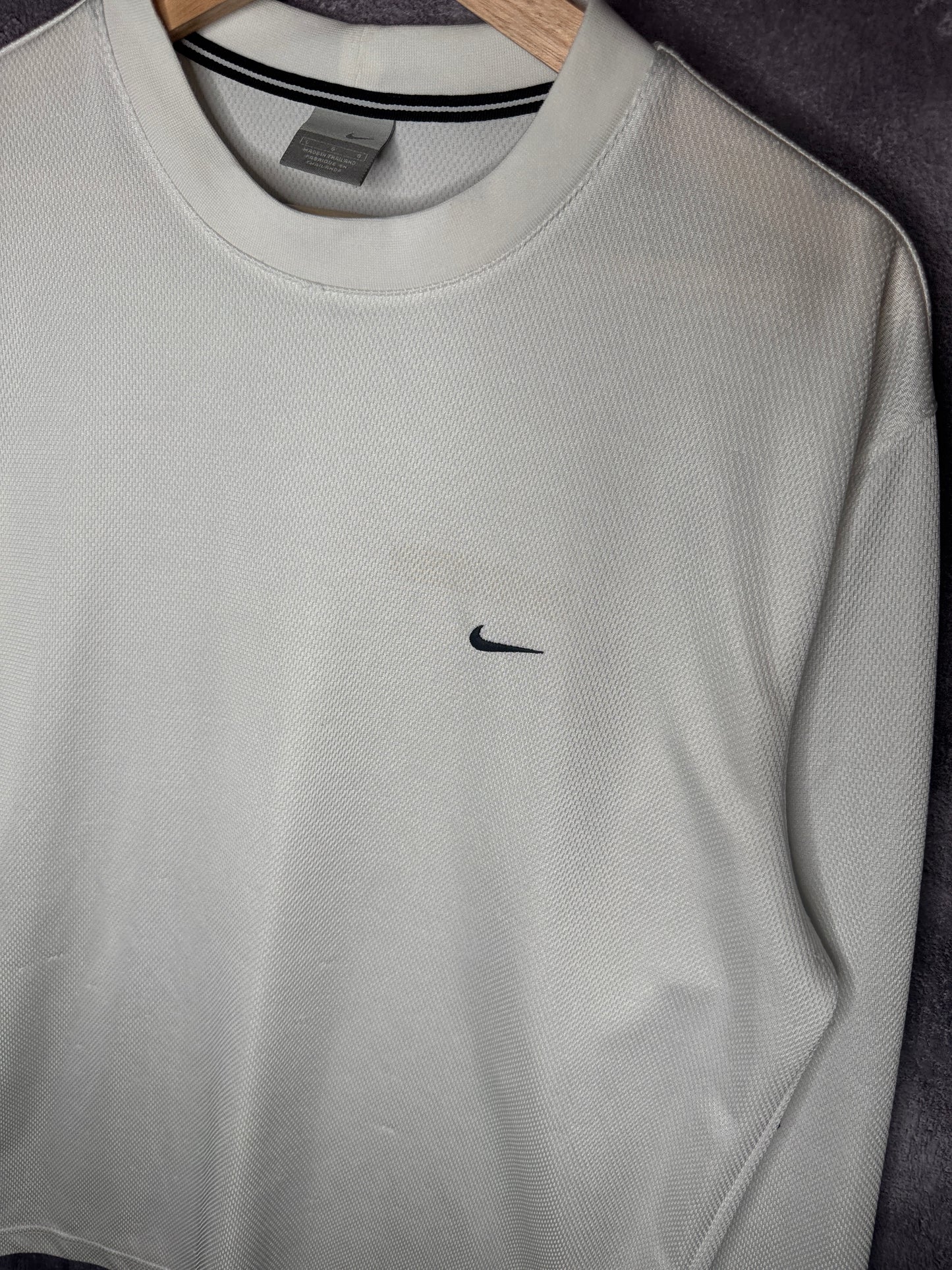 Y2K Nike Athletic Metallic White Longsleeve Tee XL