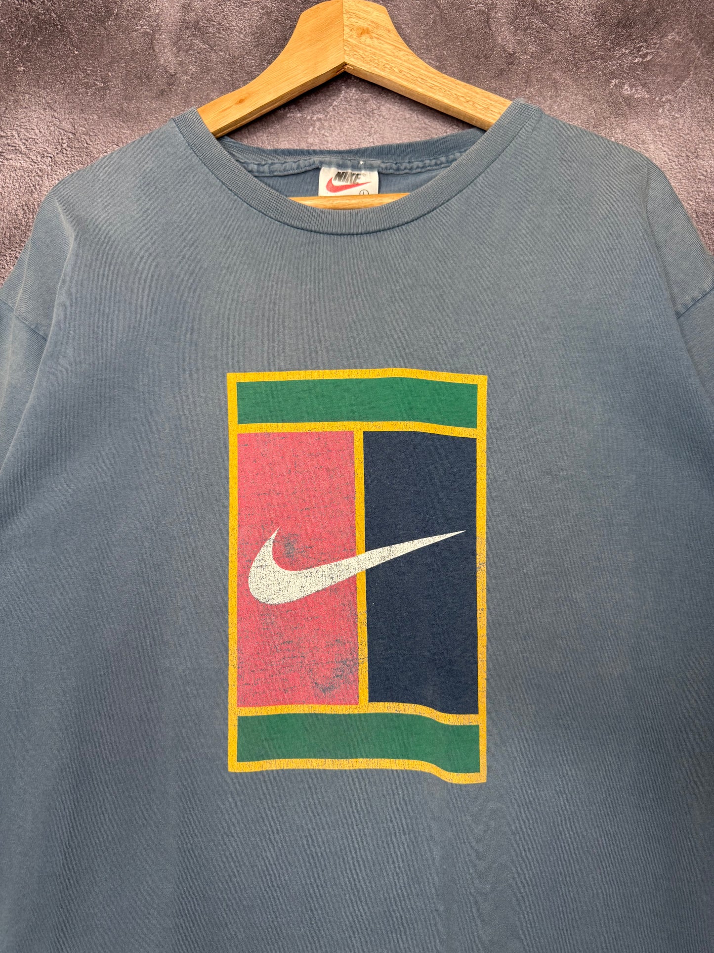 90s Nike Court faded Tee L