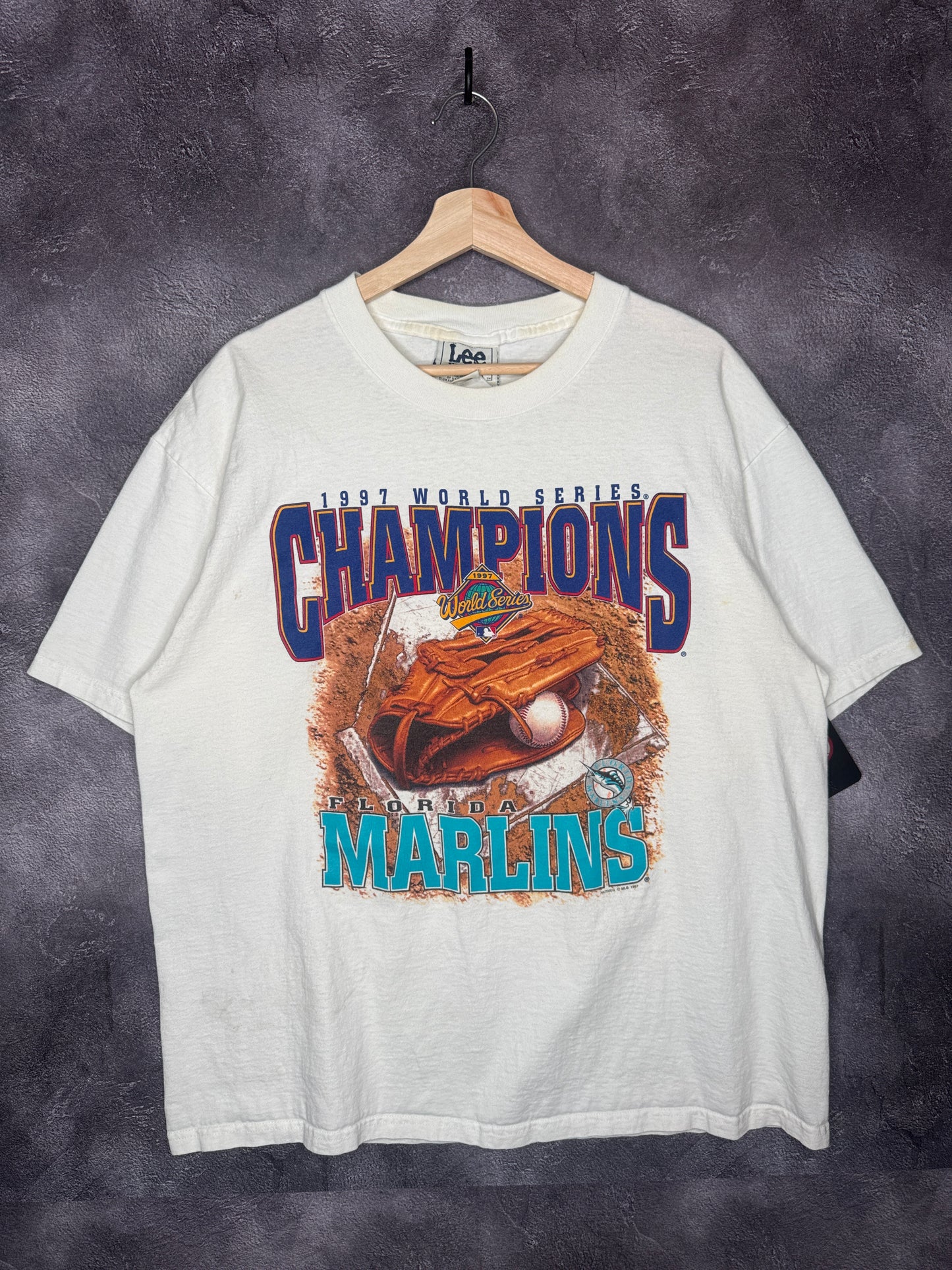 1997 World Series Champions Flordia Marlins Baseball Tee XL