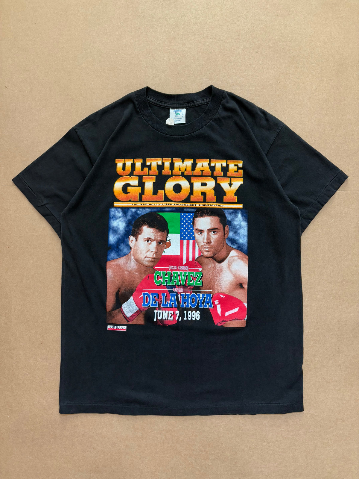 Vintage 1996 Oscar De La Hoya v Julio Cesar Chavez Boxing Tee L