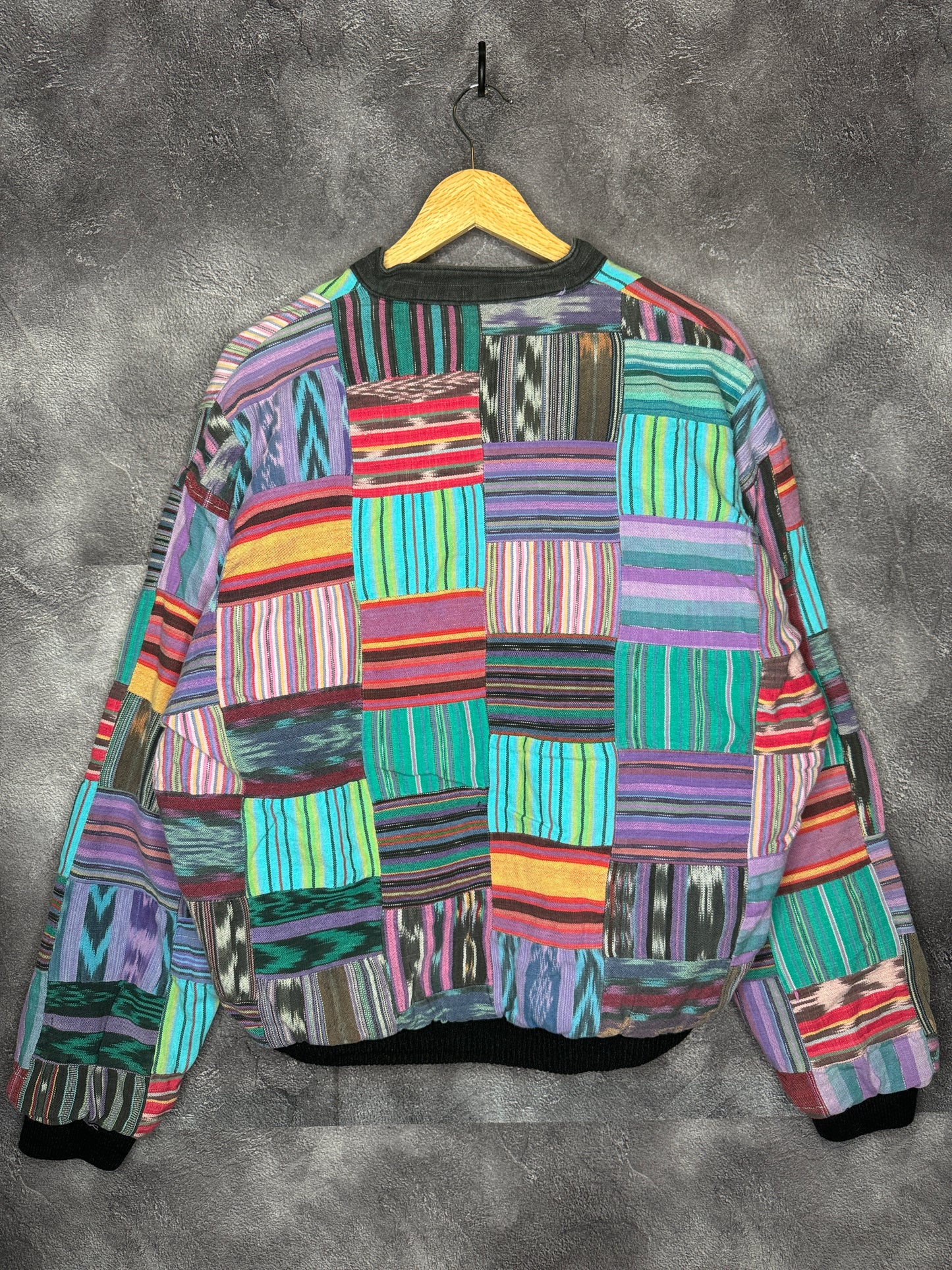 90s Colorful Line Patterns Art Zip Up Jacket L