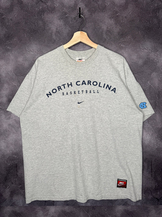 90's North Carolina Basketball Centerswoosh Tee L