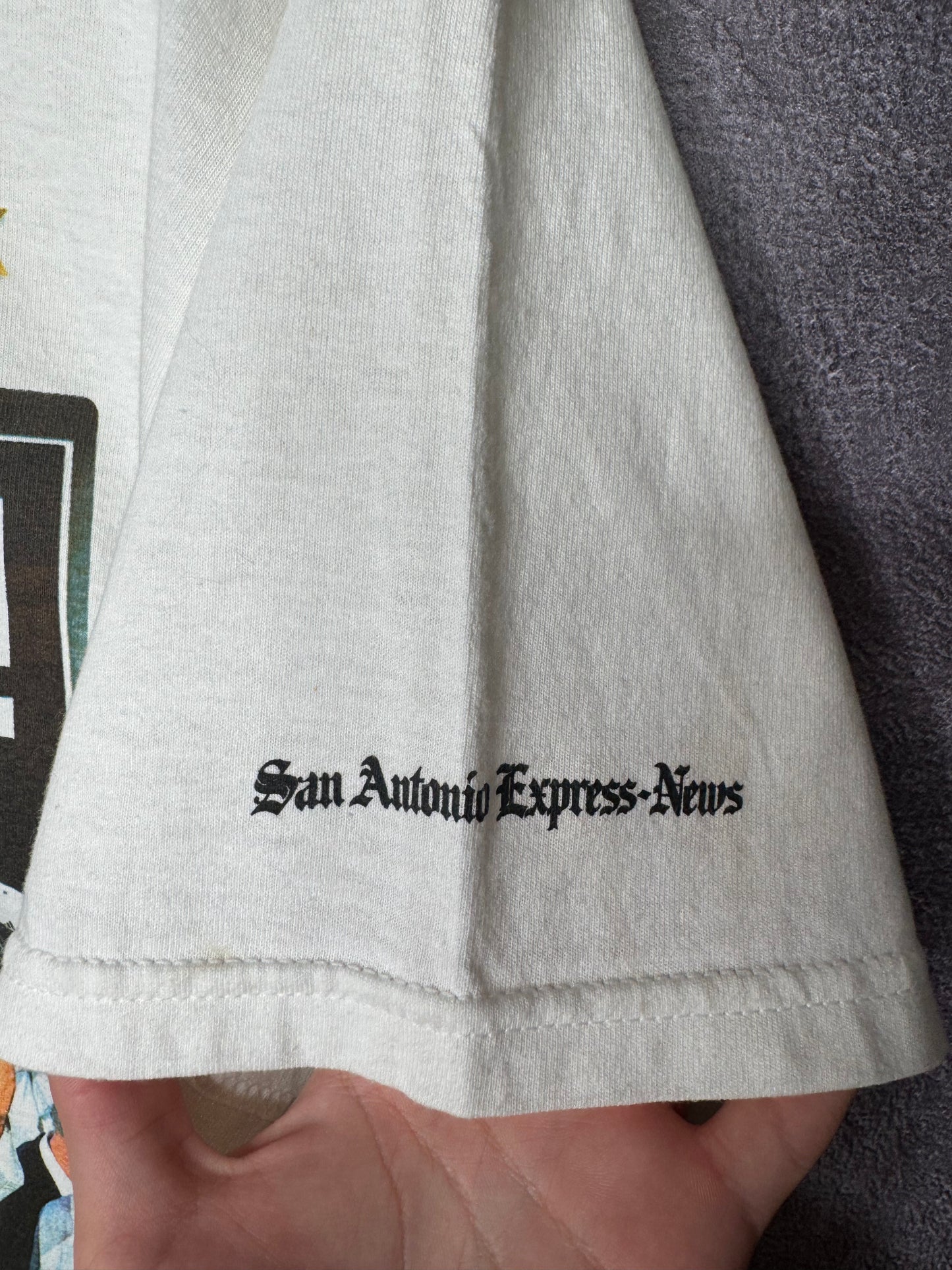2007 San Antonio Spurs NBA Champions Newspaper Tee XL