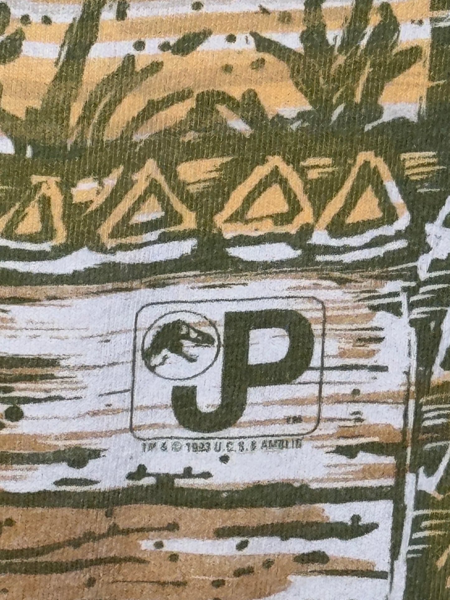 Rare 1993 Jurassic Park Forest Dinasours AOP XL