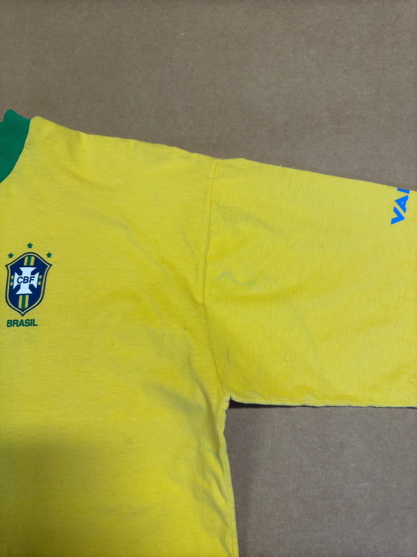 Y2K Brazil #10 Mascot VARIG Tee XL