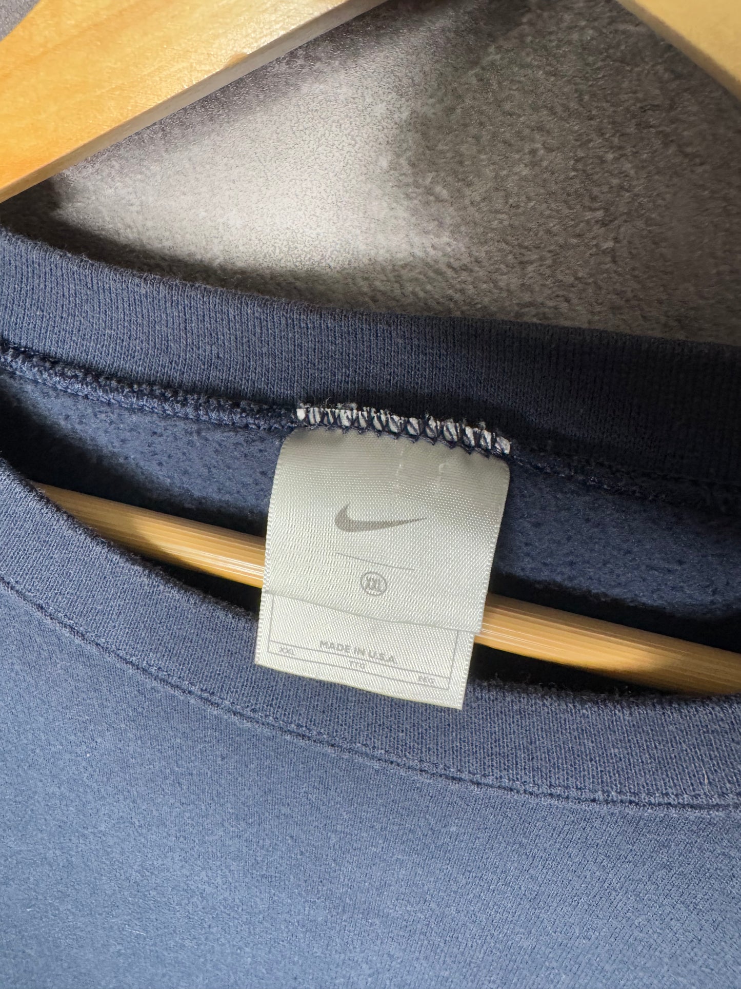 Y2K Nike Swoosh Essential Navy Sweatshirt 2XL