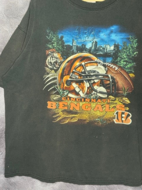 90s Cincinnati Bengals NFL Big Helmet City Graphic Tee 3XL
